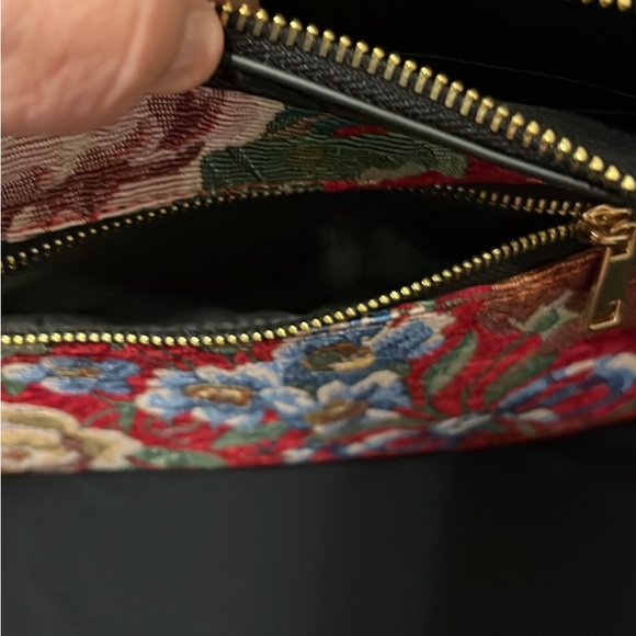 Floral Embroidered Red Hobo Bag - Picture 5 of 8